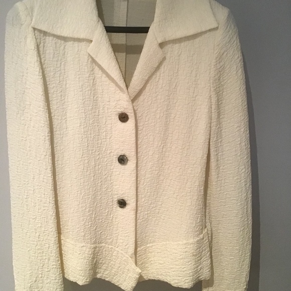 Off White Suit with Maxi Skirt, size 2 - Picture 1 of 3